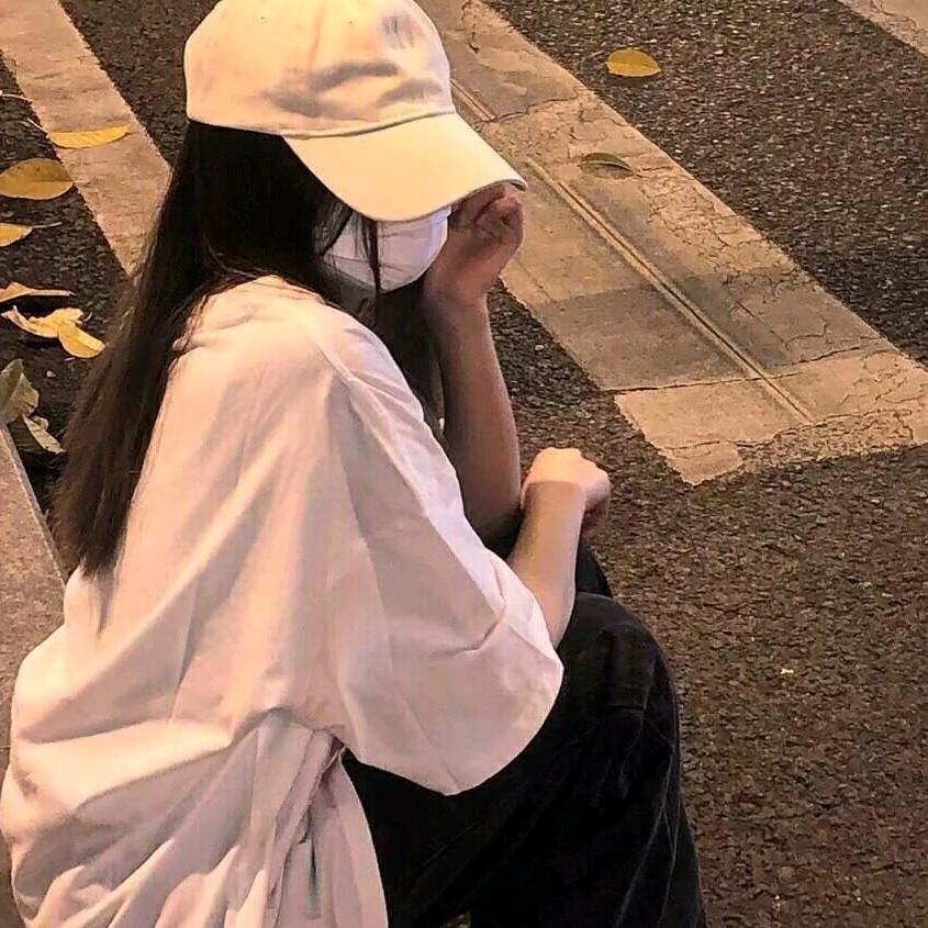 奶盖小姐姐