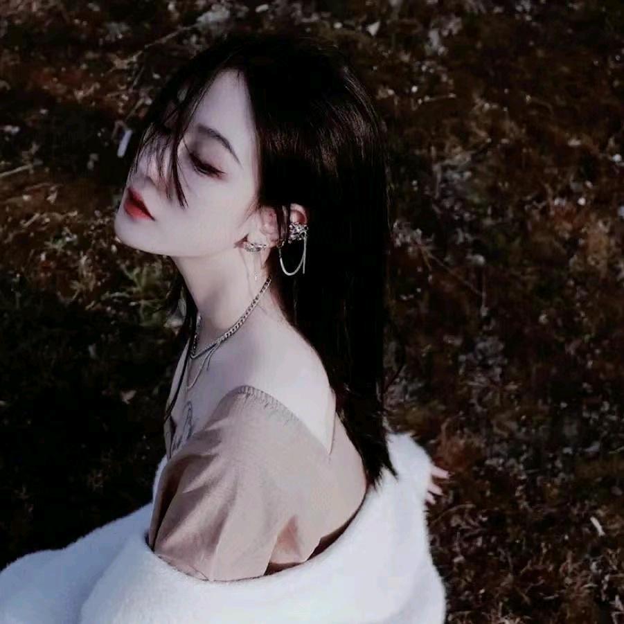 津津