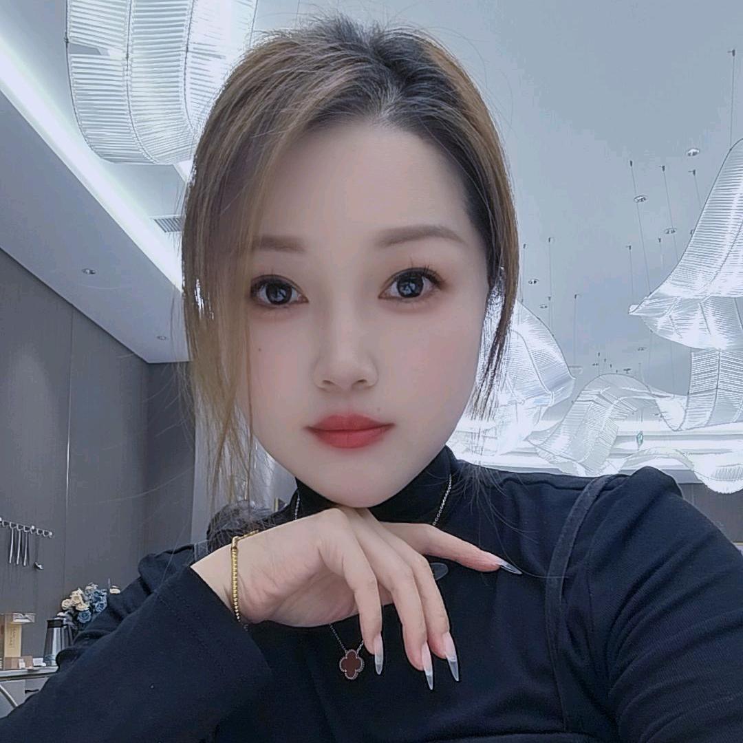 我叫左左～