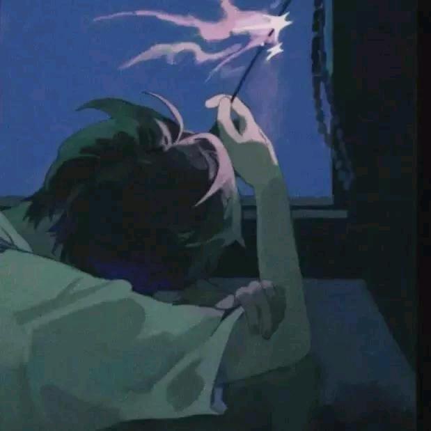 龰
