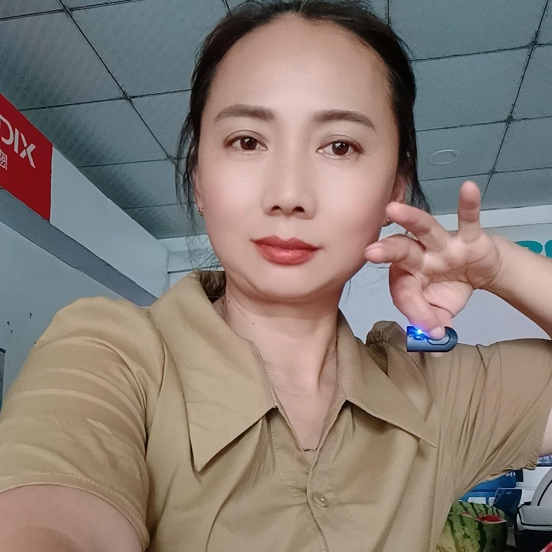 月月吖（日用百货)