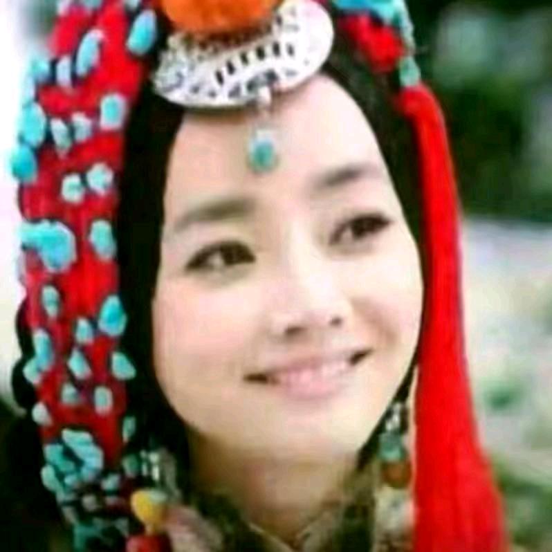 ཁ་བའི་བུ་མོ།💍💃