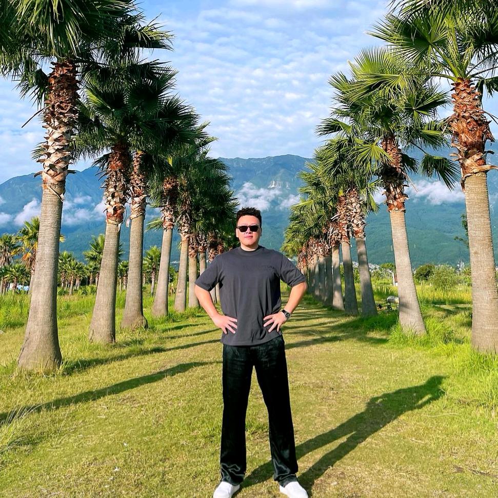 庞浩威