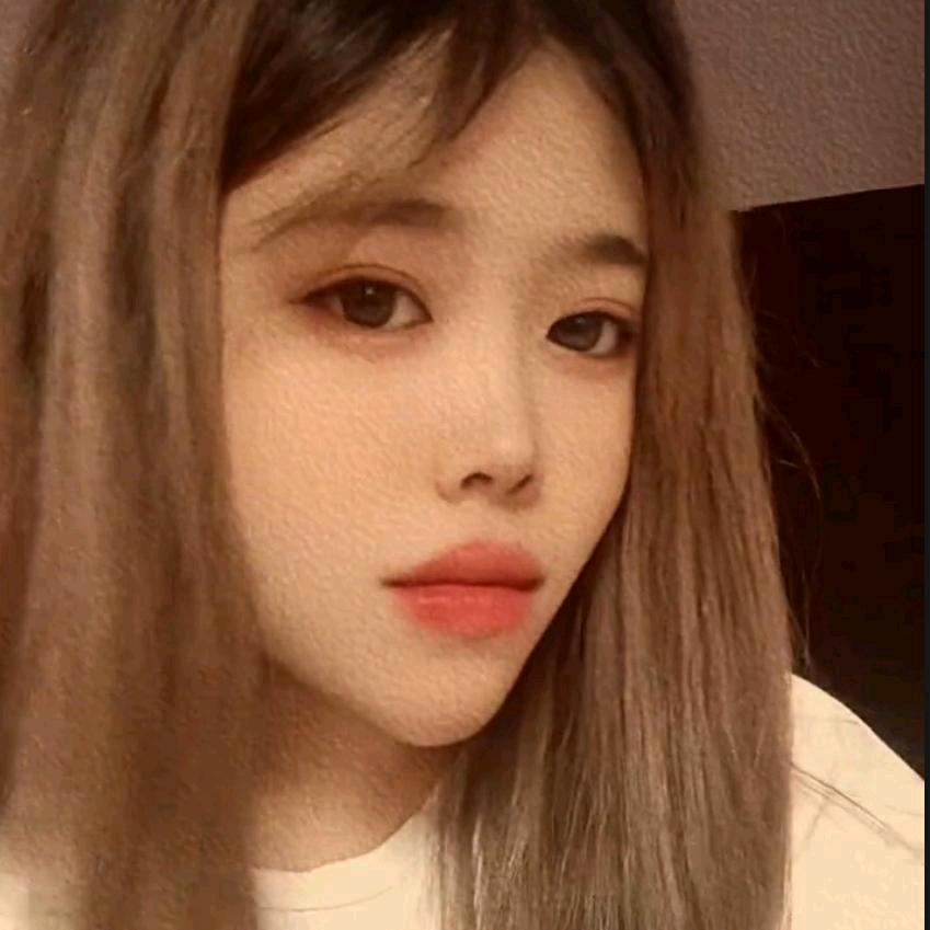 㿝氼