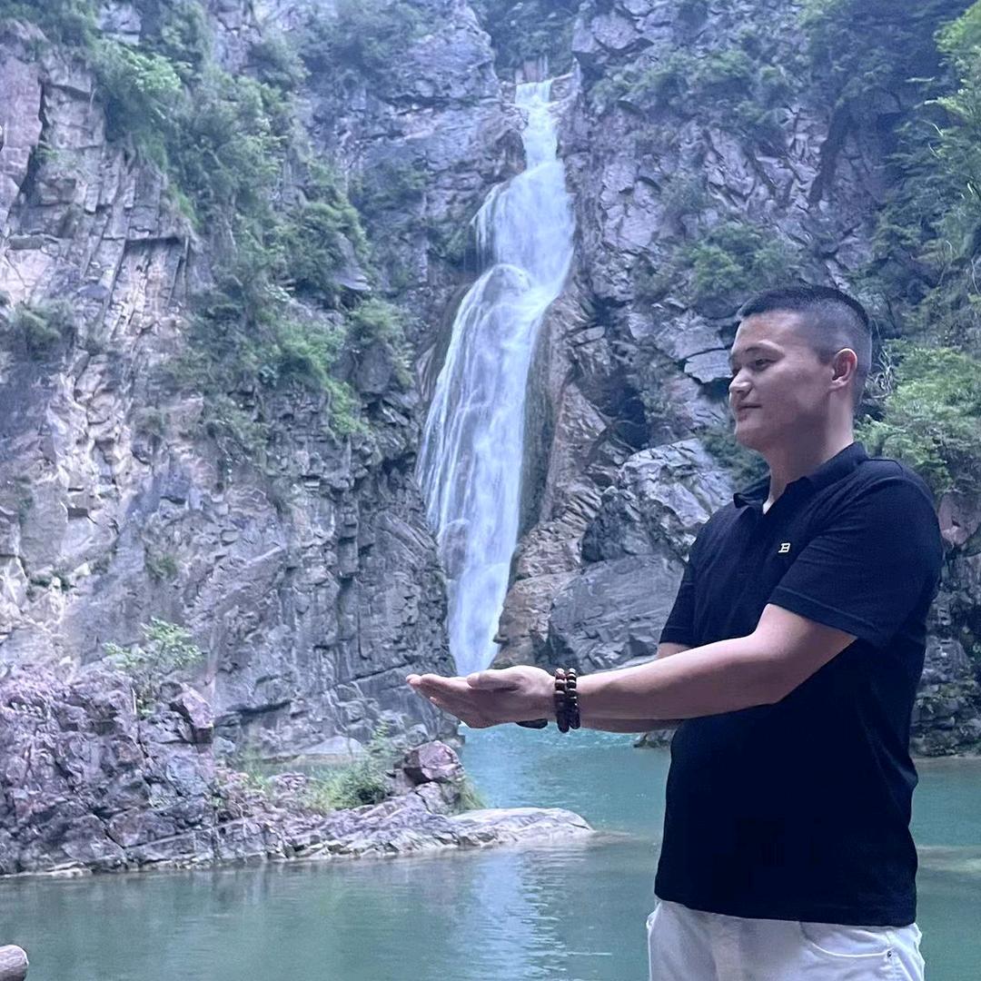 商丘臻一装饰《KK美学全屋定制》