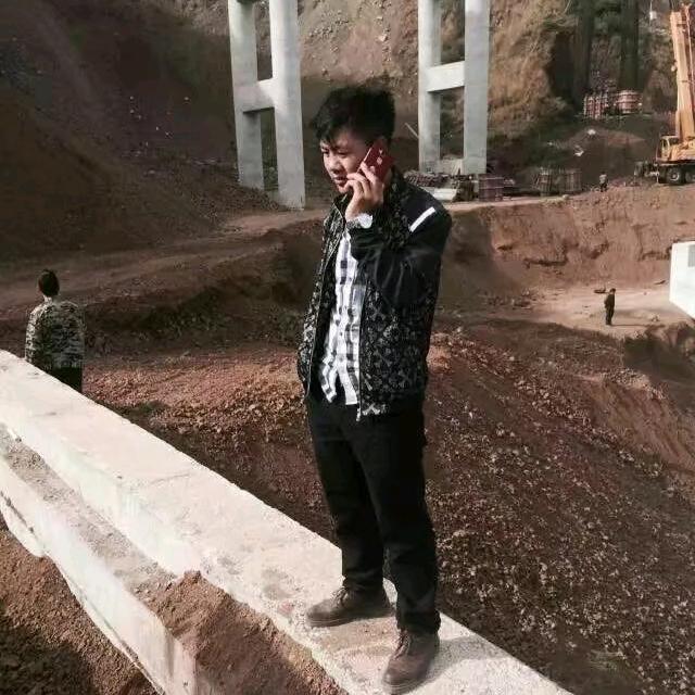 开破车闯天下