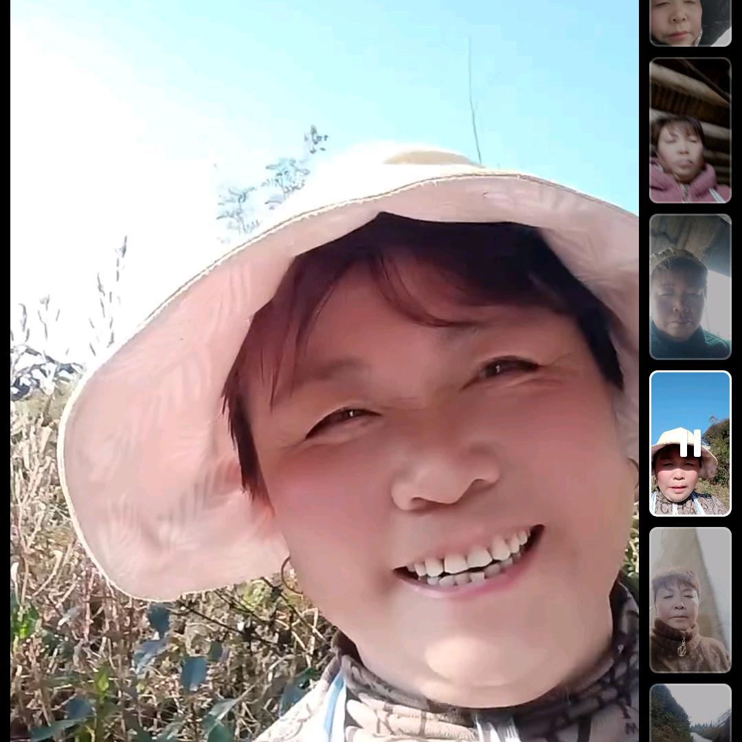 宝奶奶（晚上6：50开播，走路聊天）