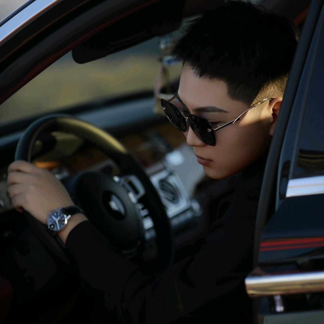 亮亮明宇&千岁汽车