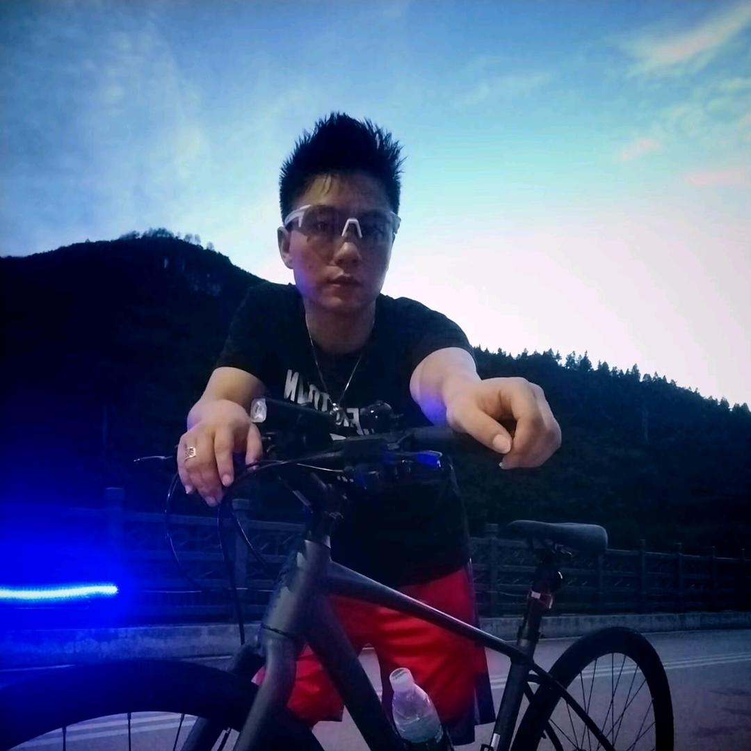 🚴🏻单车庆sir🔹