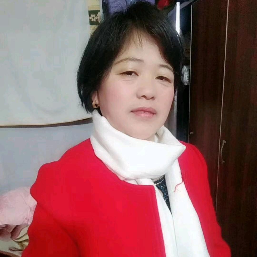 朱英.