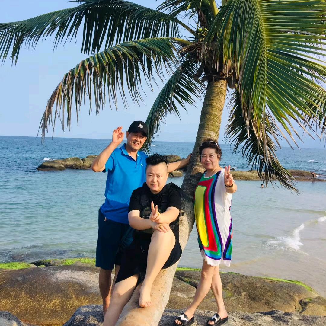 爱国学的李老师