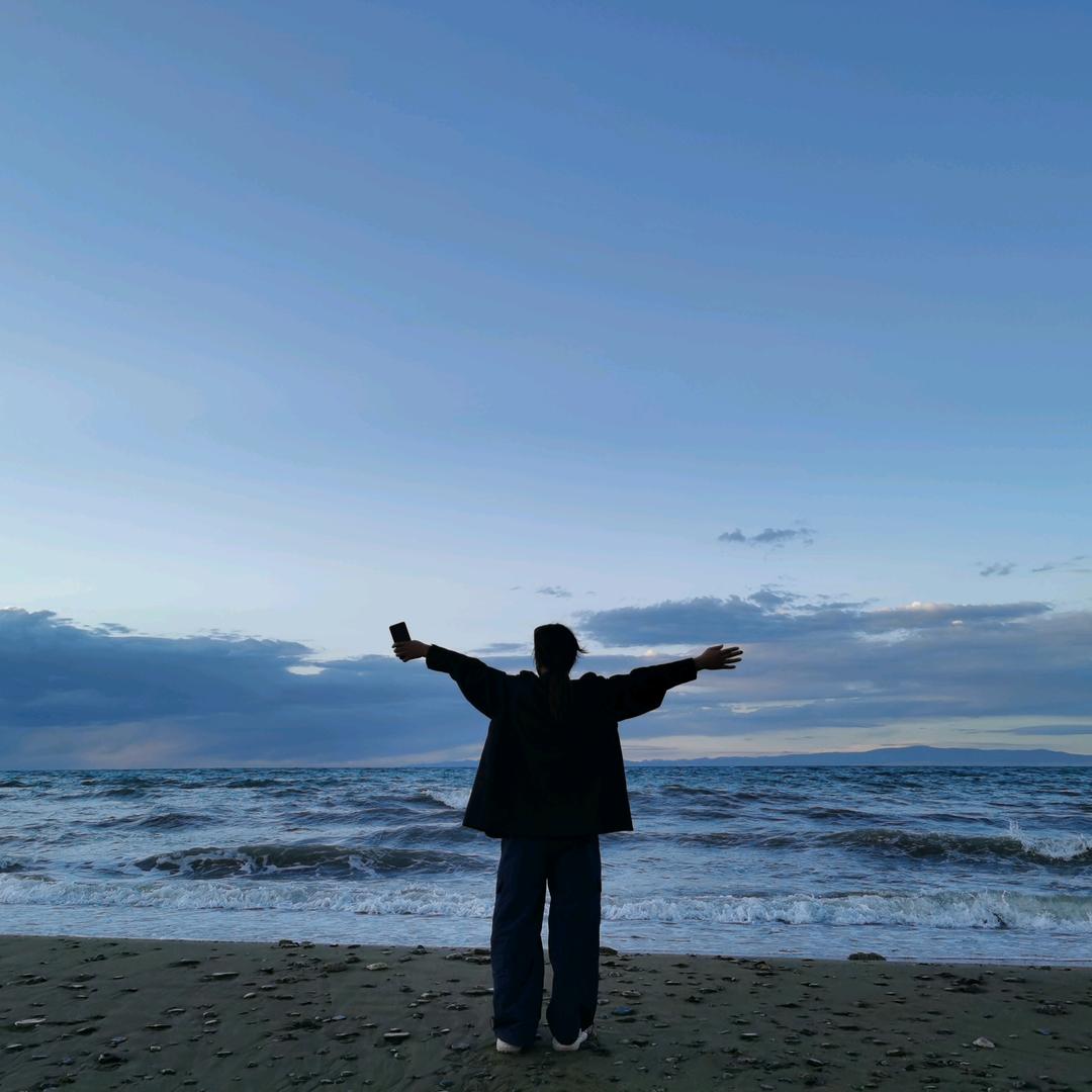 🐟初吻给了烟(323)