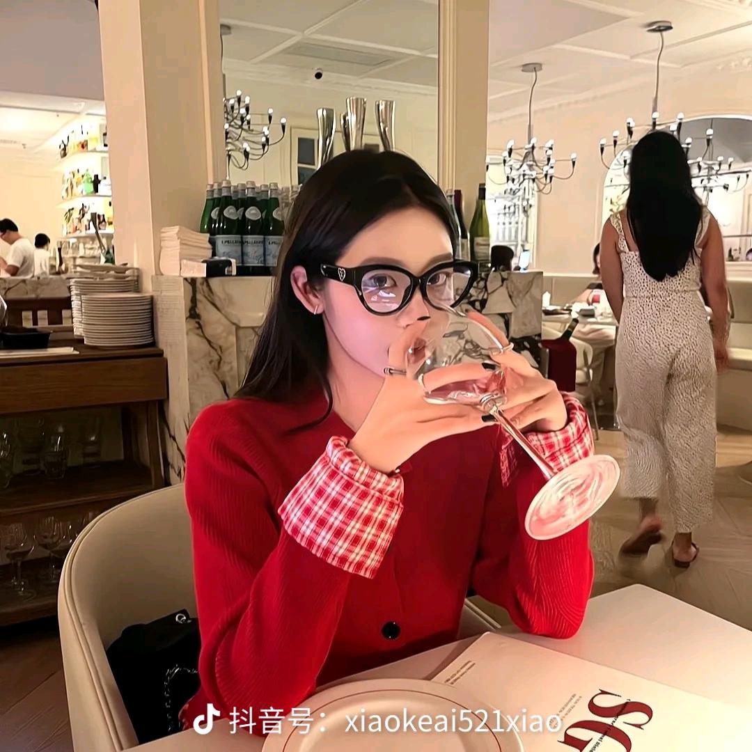 小华是酒旅达人