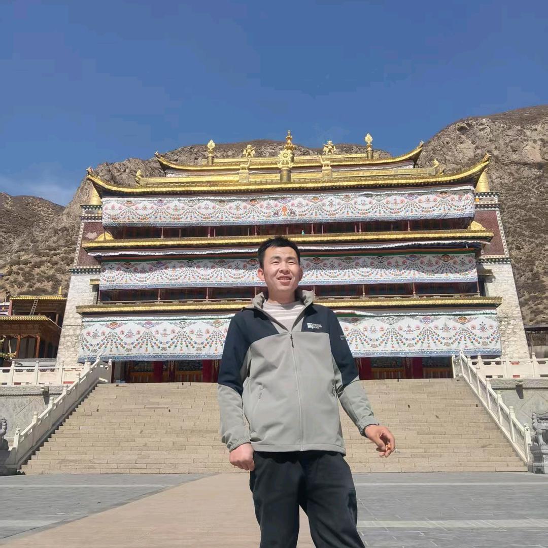 砍柴的陪不住放羊的