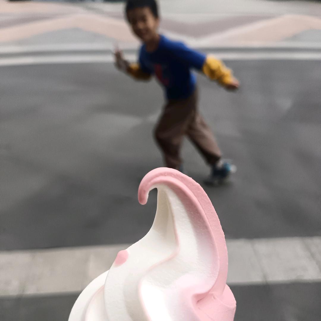 草莓味泡芙