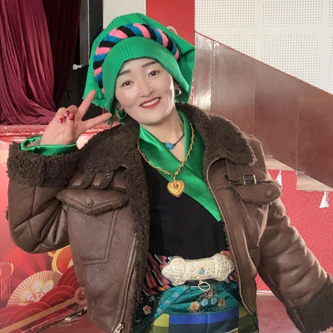 原来是白央呀