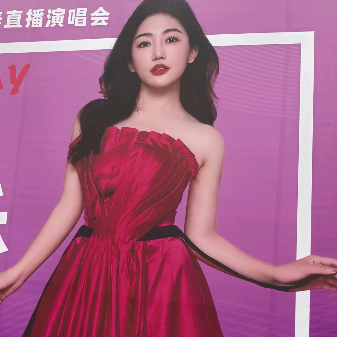 黄仁网红飞卵熊