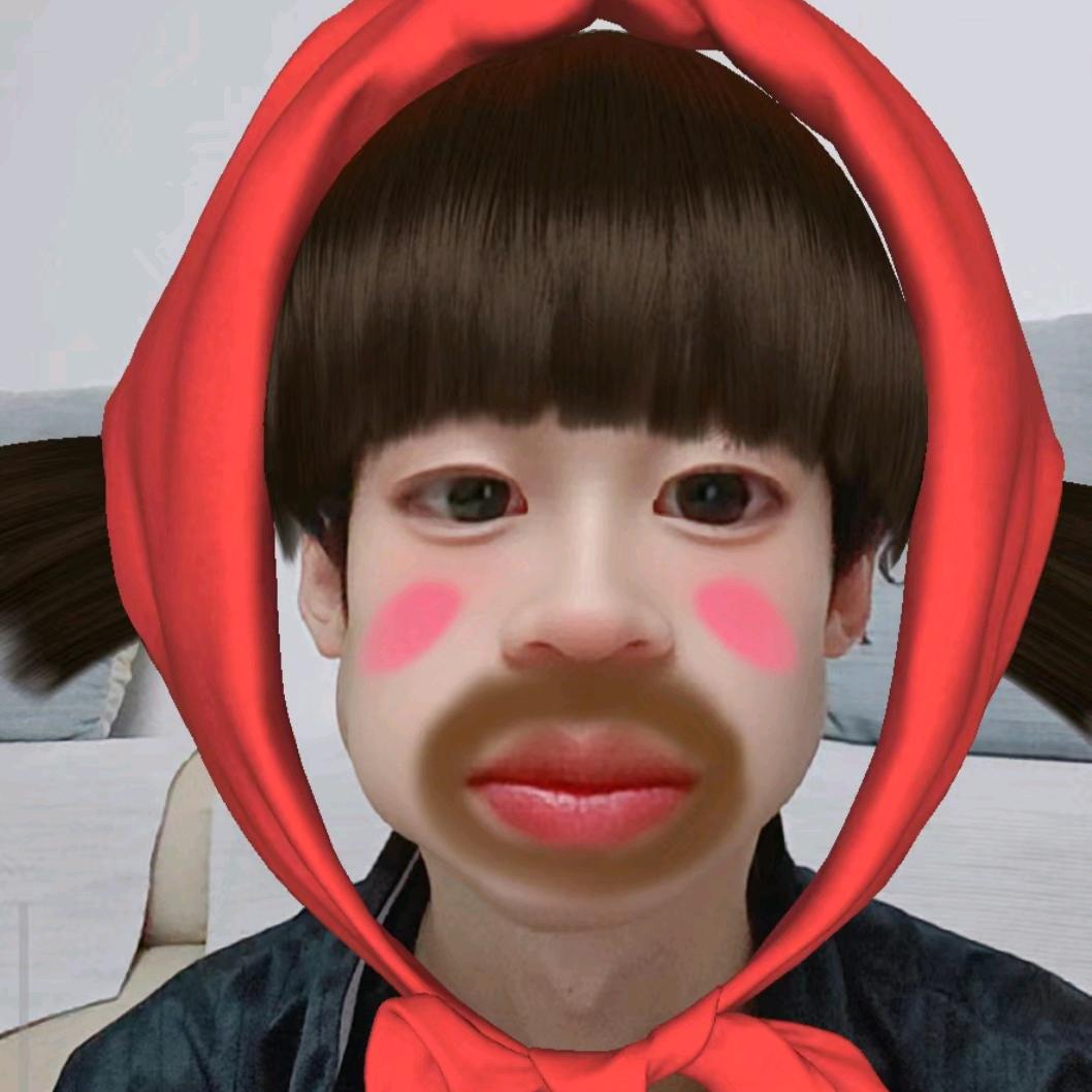 怀中猫👀