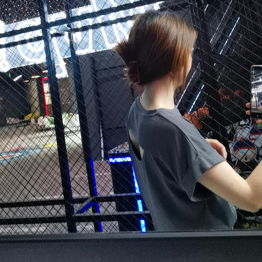 可诺～依婷
