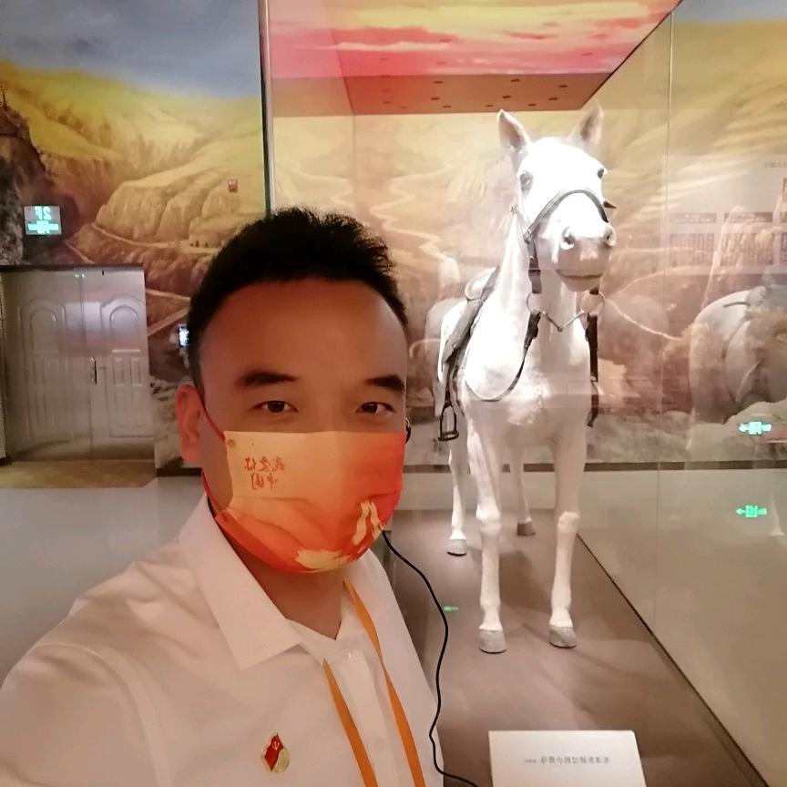 柞水县行安驾驶员培训有限责任公司，兰杰。