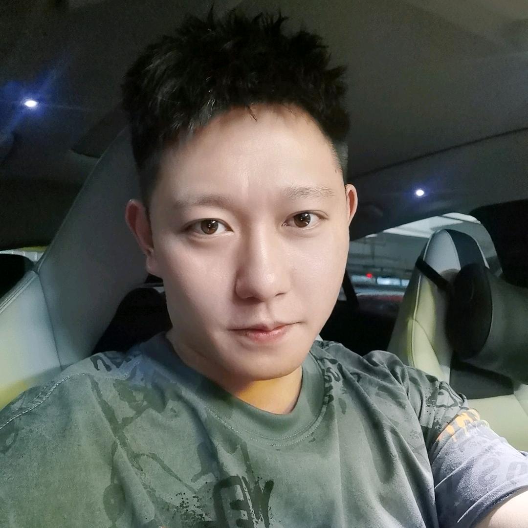 唐哥二手车小谭