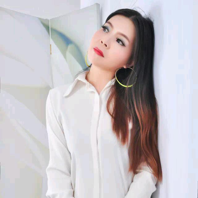 唱歌的英🎤每晚19:50~21:50