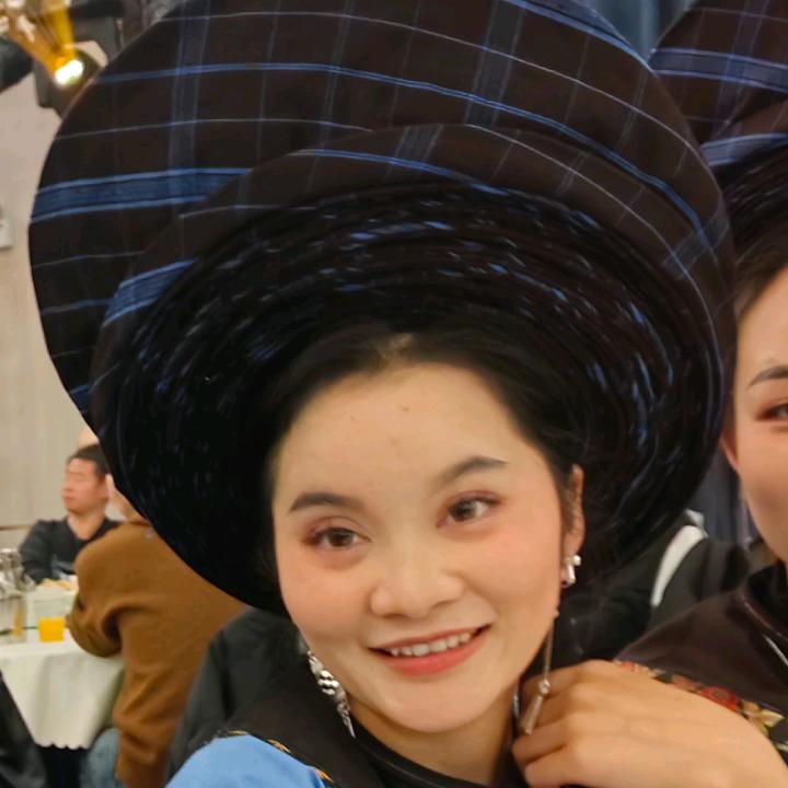 骆莉娜