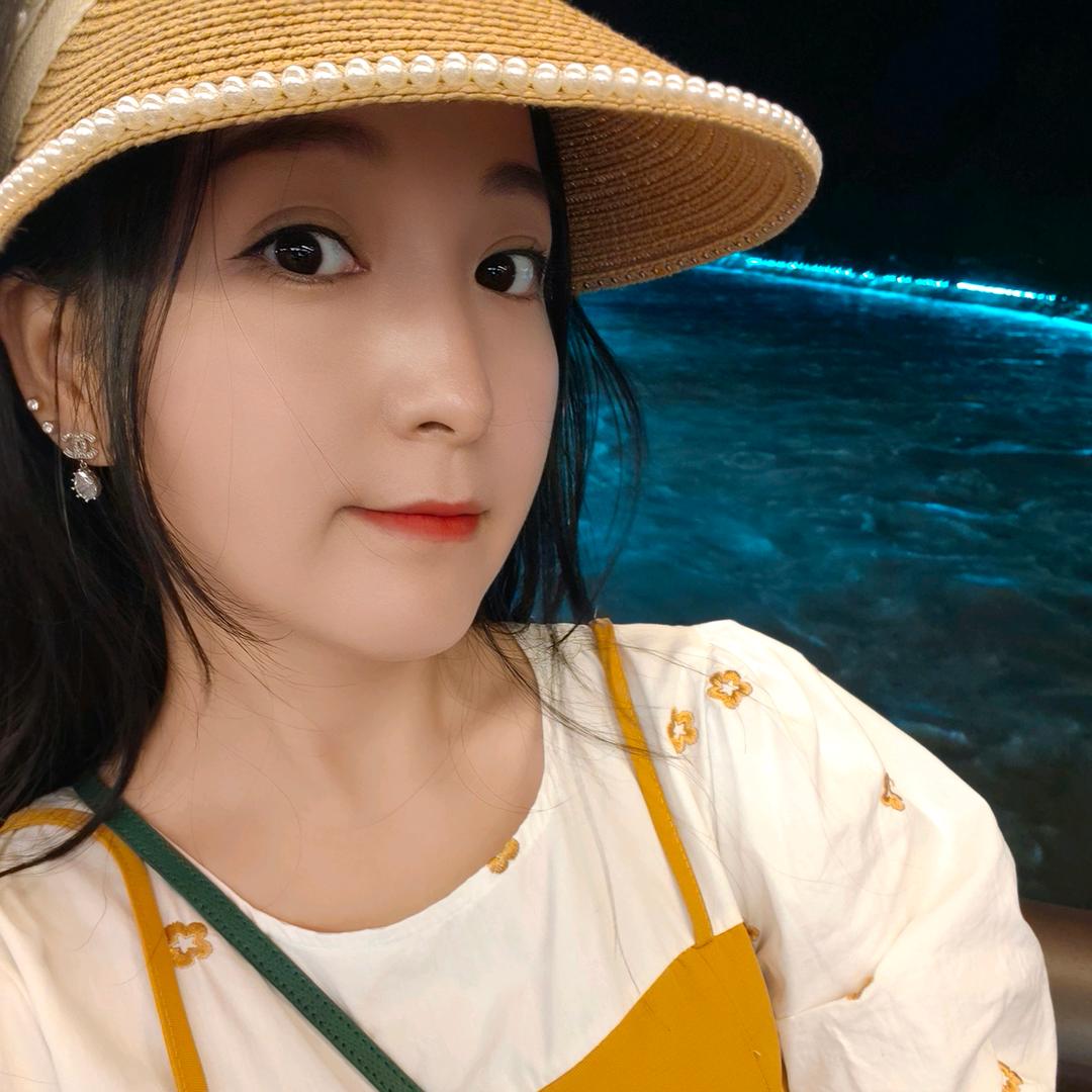 Cai 蔡 · ༊ ໊