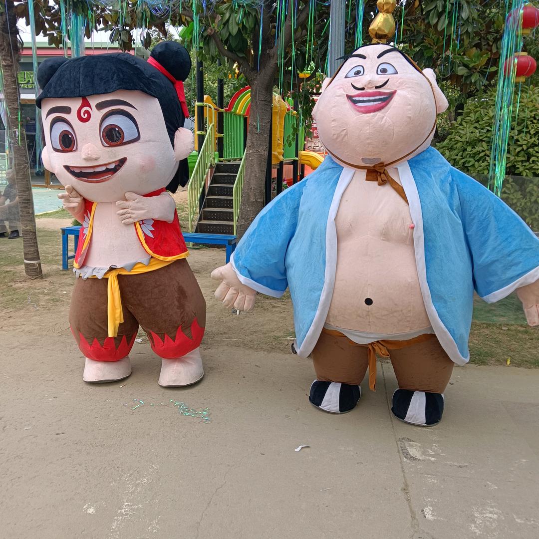 岁自俊好
