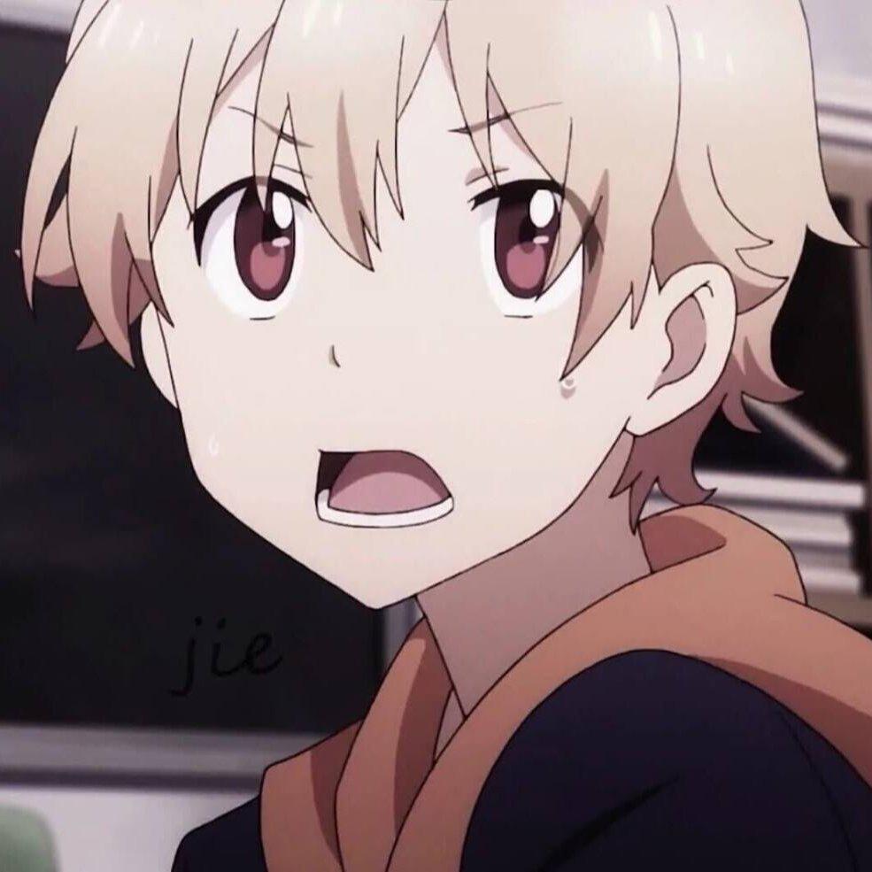 ，。？！