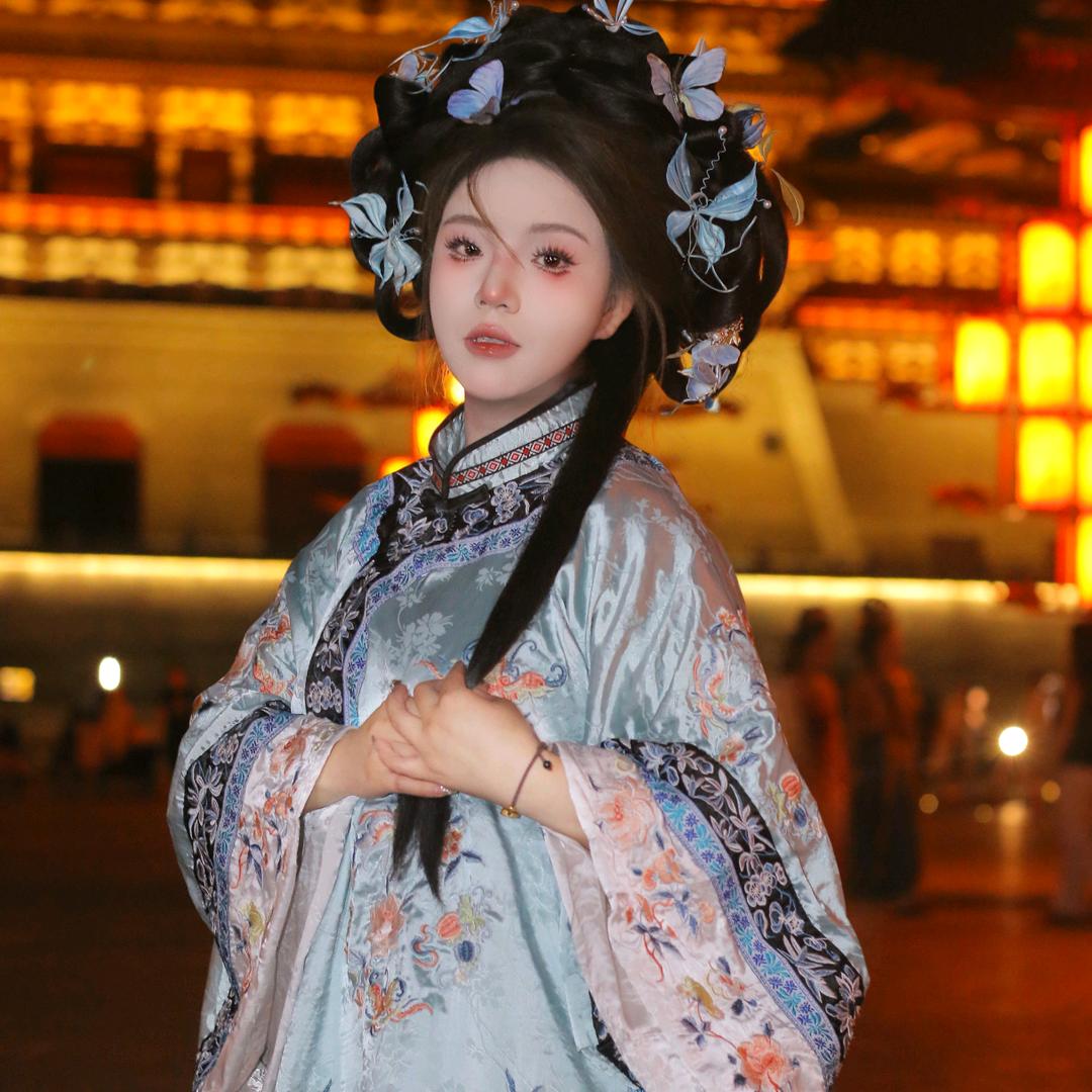 木子李木子（女摄）