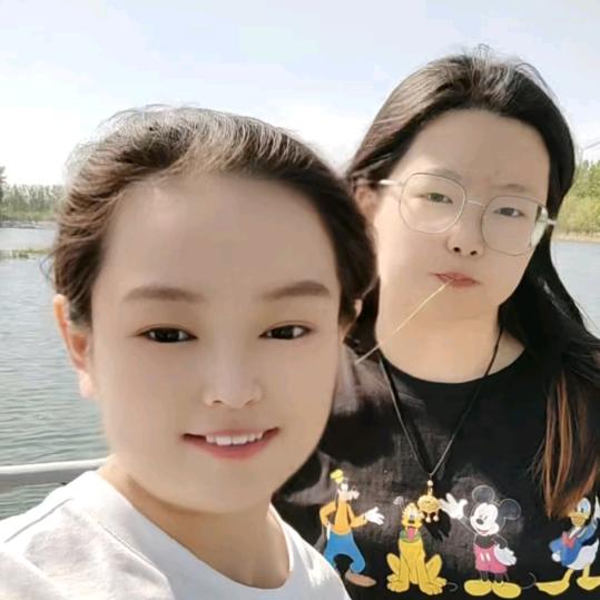 大管🐾(ŐдŐ๑)和小管🐖
