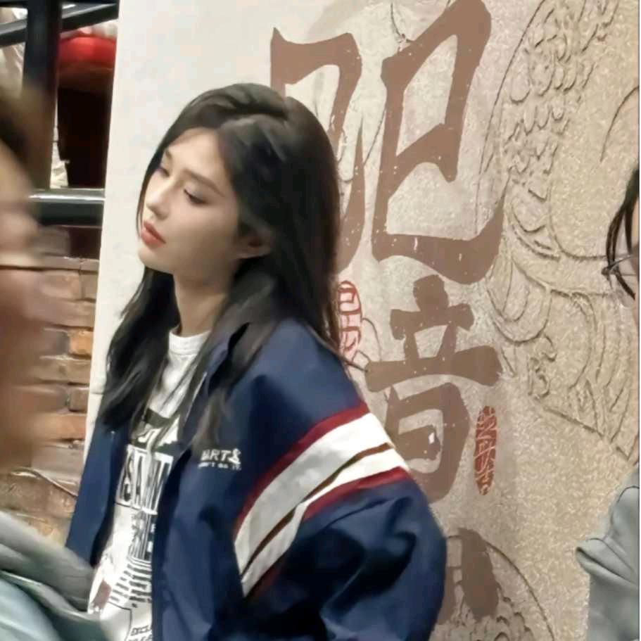 星奕凡尘