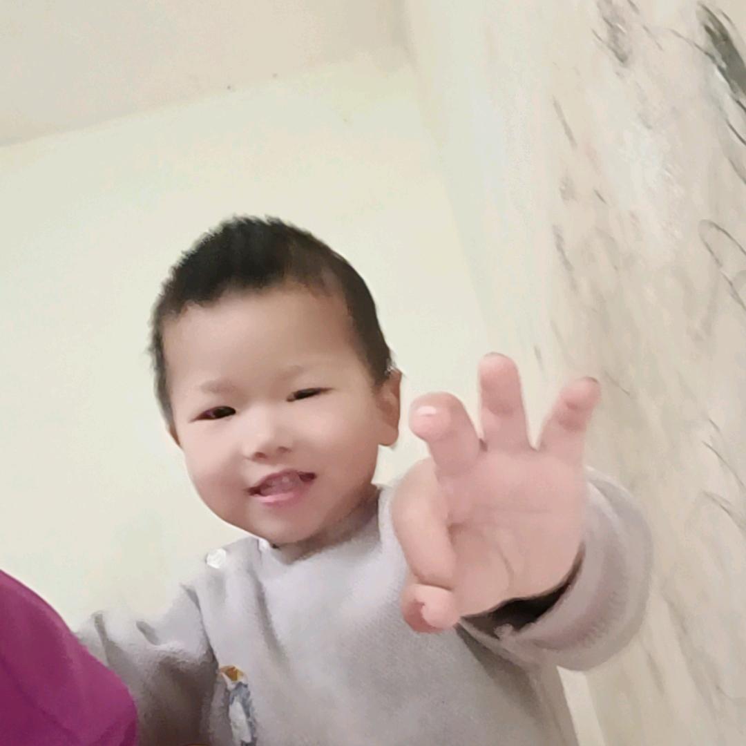 远嫁的芳丫头