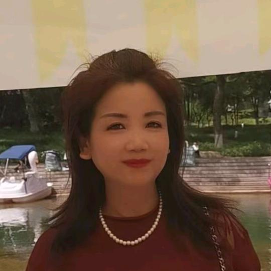 美业吴珊珊
