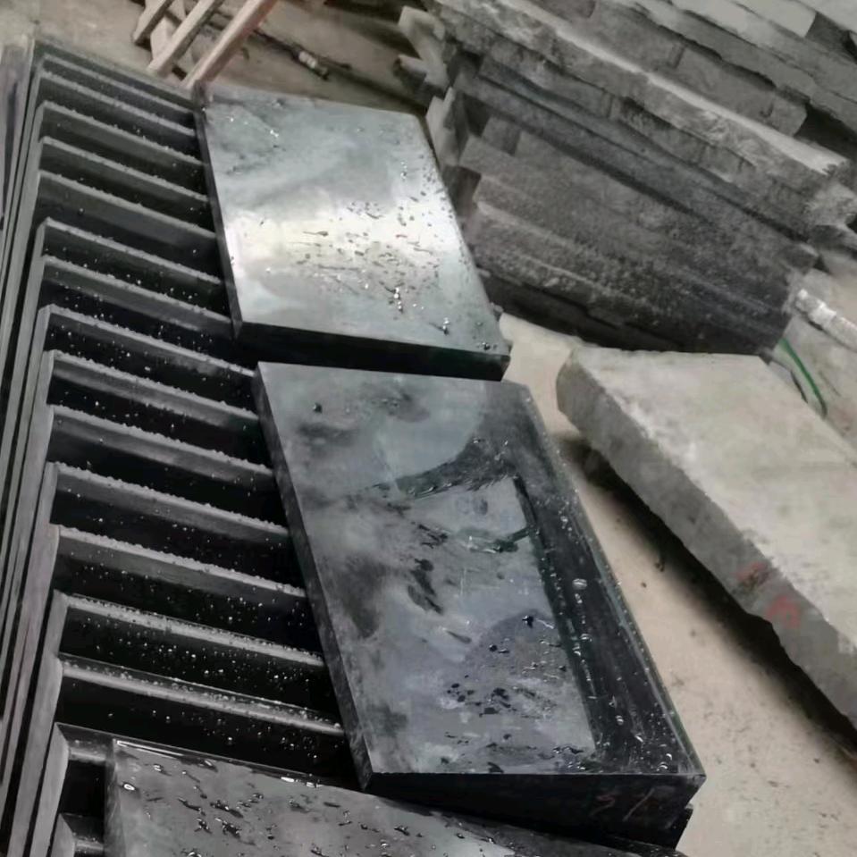 ~~石材