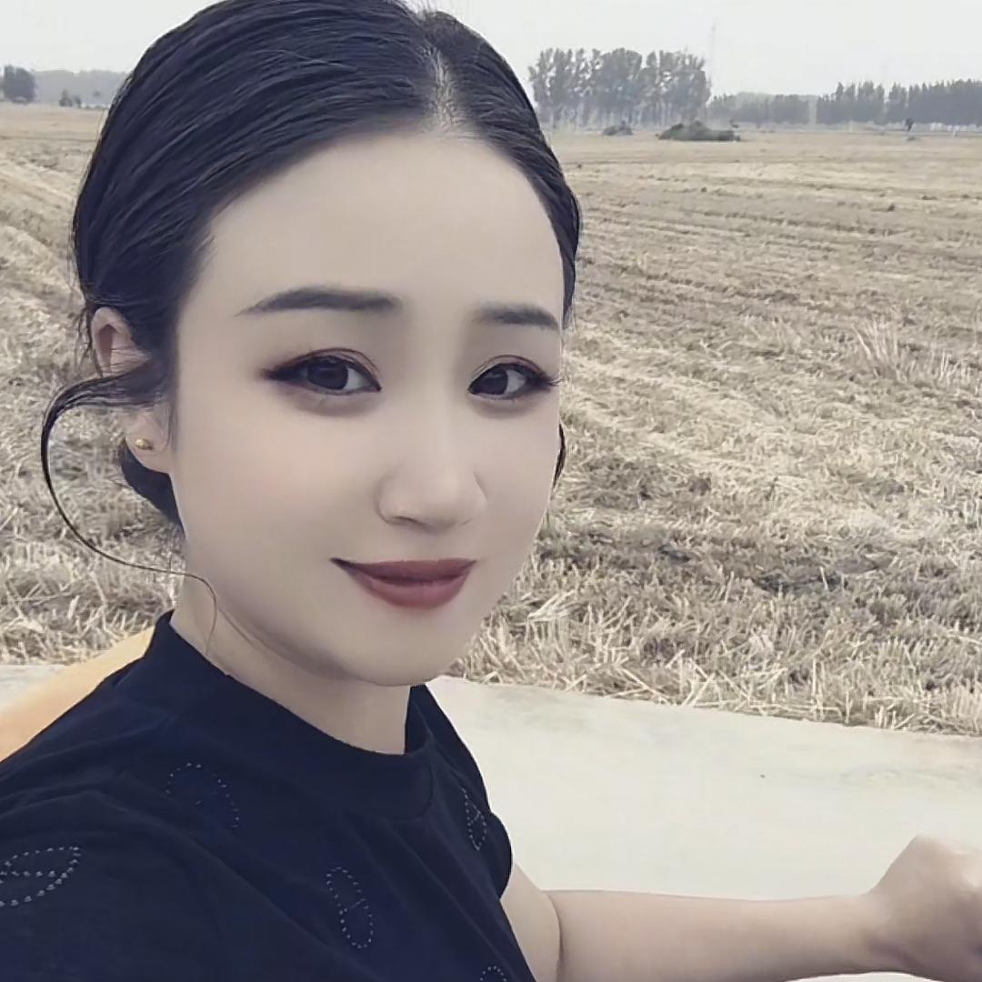 杨杨得亿💰💰💰