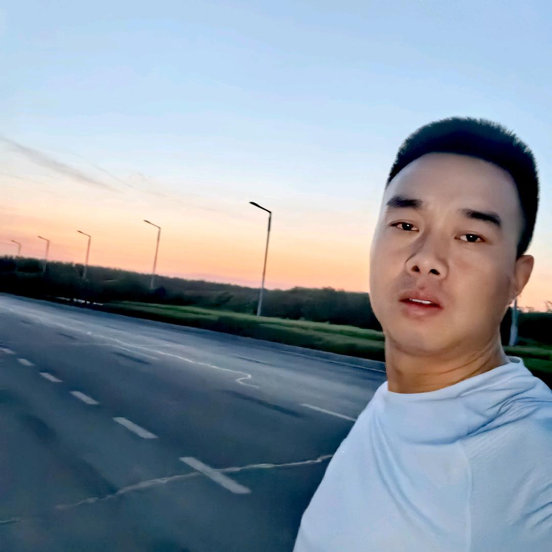 李刚