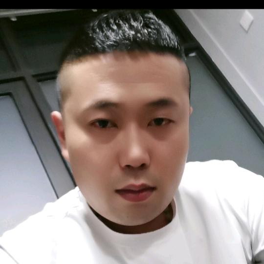 胡洋
