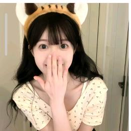 艺艺辉邱晟