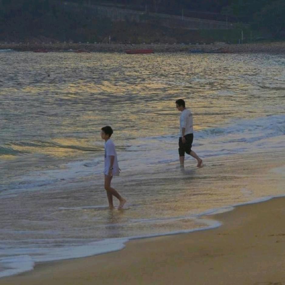 菠萝人爱吃菠萝