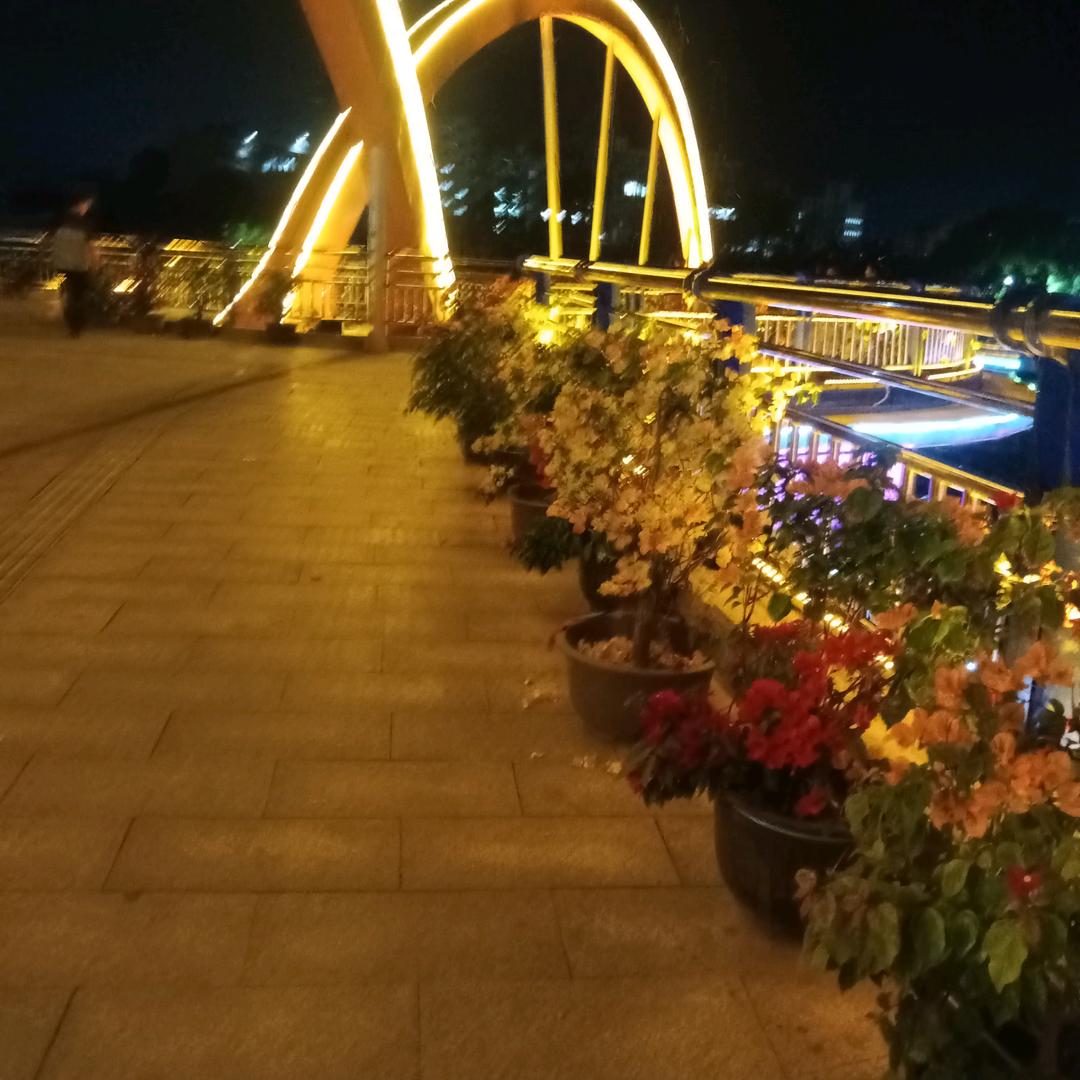 用户9407105738542玲