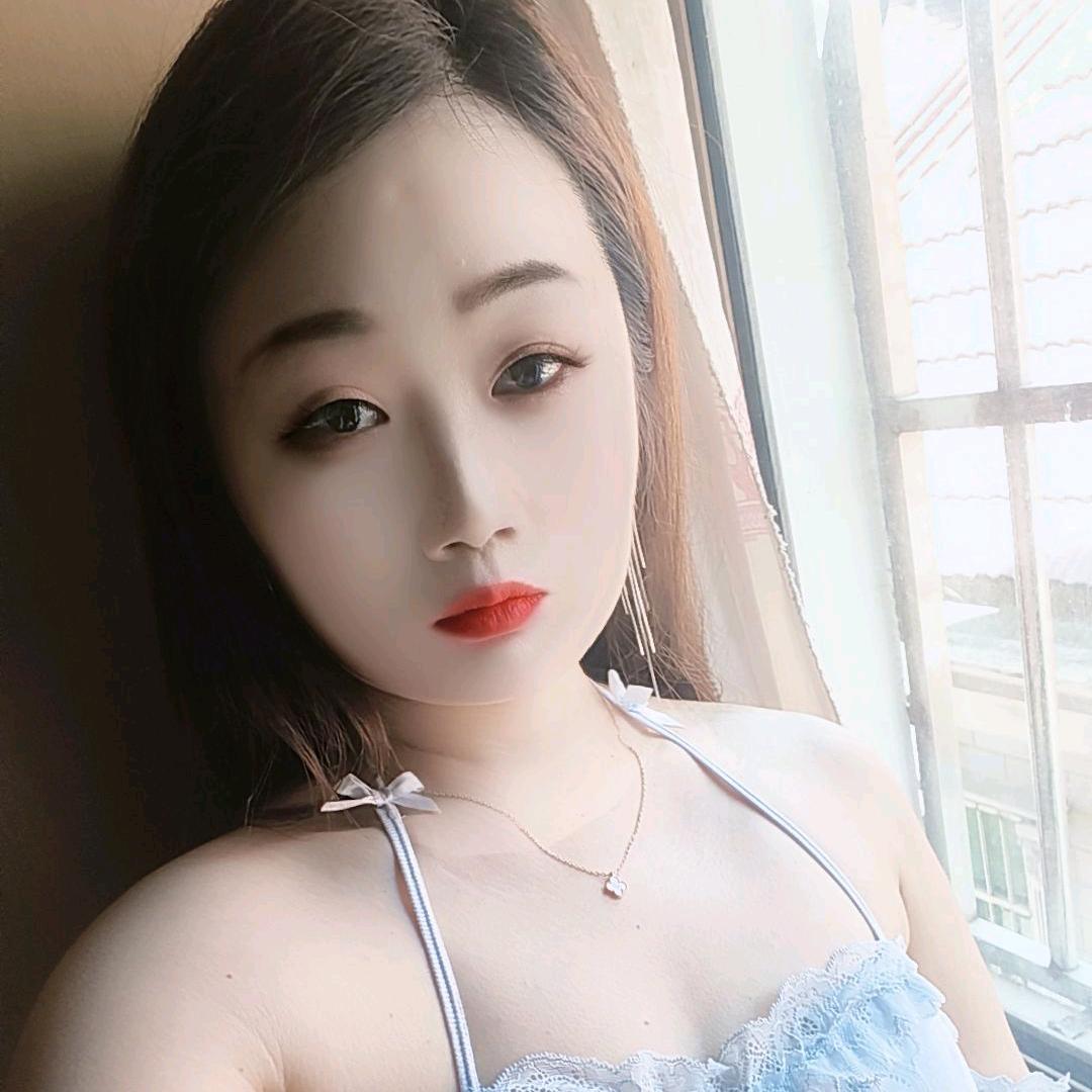 倩雨如诗