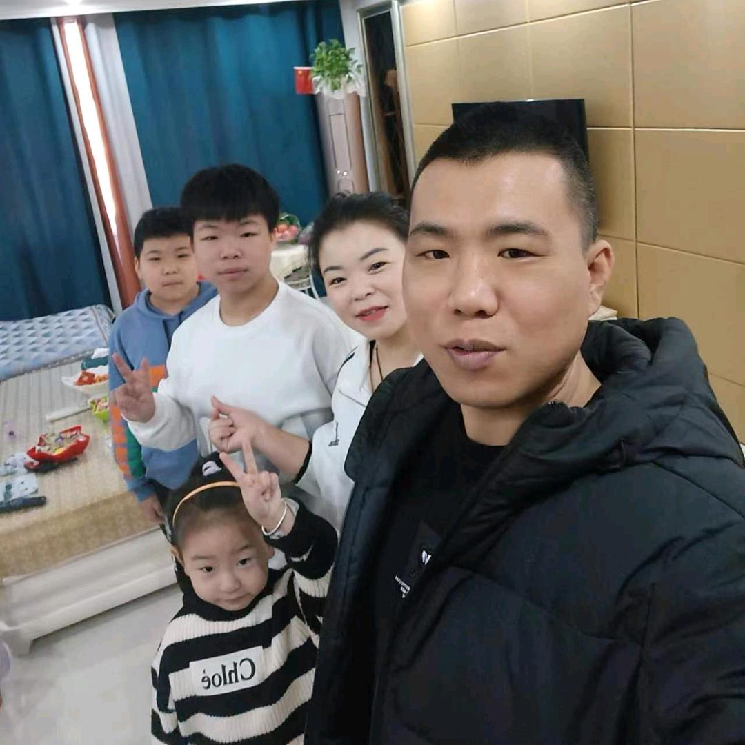王丽