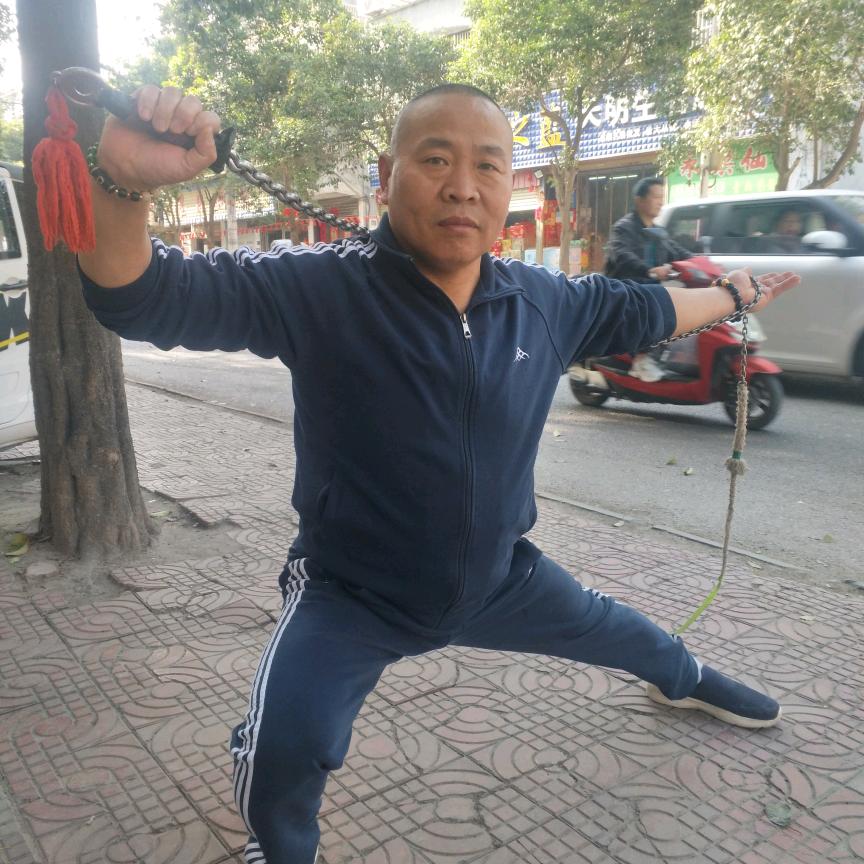 健身鞭学习华松