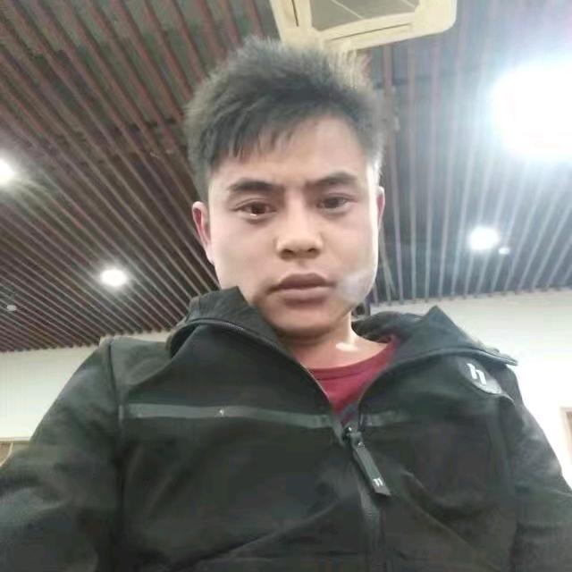 军中情