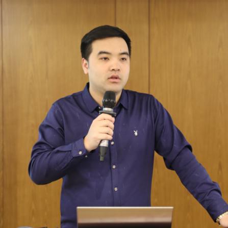 懂球的老杨—桂亿栋