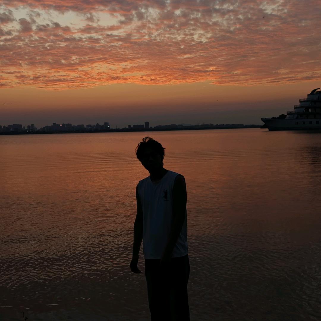 争做早睡早起优质青年