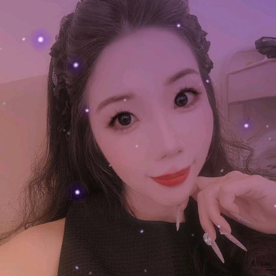 Swallow👸🏻💅🏻