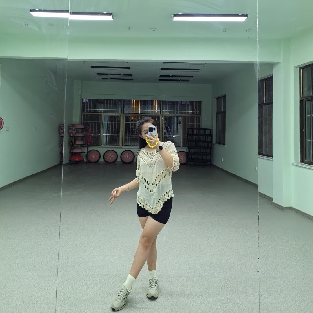 董田儿~